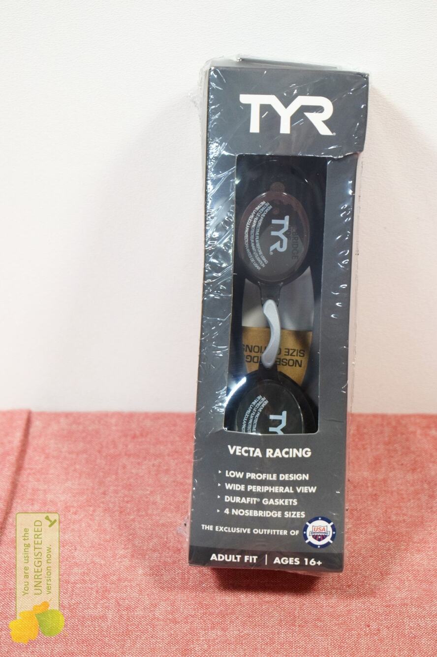 TYR Vecta Non-Mirrored Adult Swim Googles Smoke/Black Ages 16+